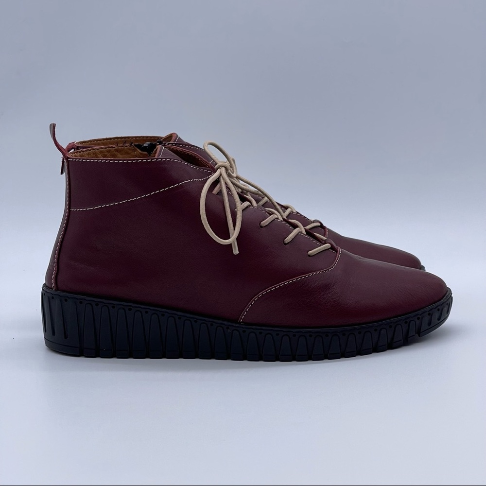Sheridan Mia Shoe.